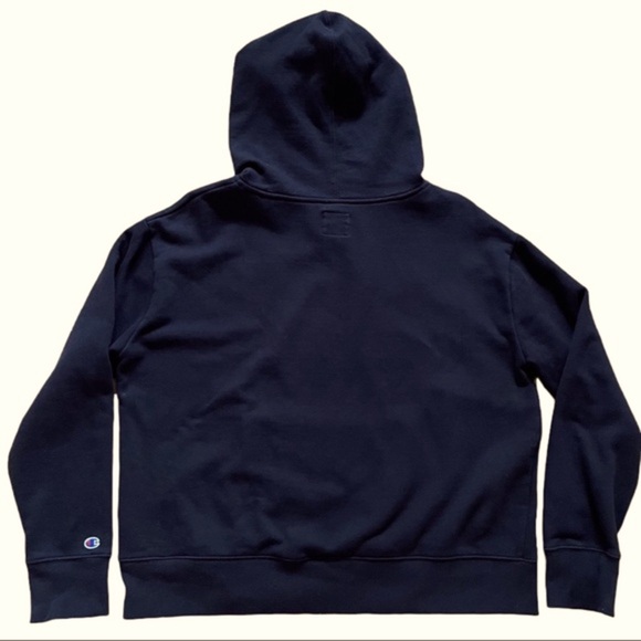 Champion Signature Fleece Hoodie/Sweatshirt. Pullover Style, Black, Size Medium - Picture 2 of 7